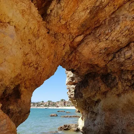Botel Bateau D'hote Charles Edward Portimao